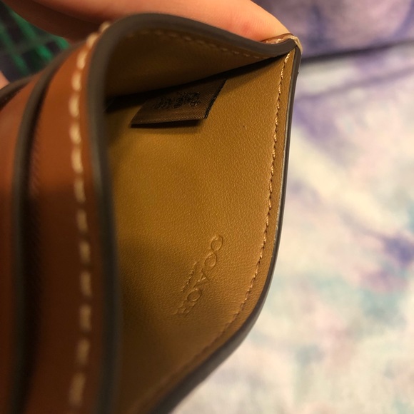 Coach Card Holder Snowflake - Picture 4 of 16